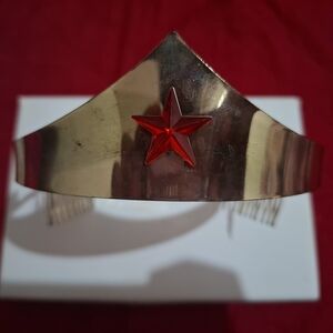 Wonder Woman Gold Star Hair Accessory